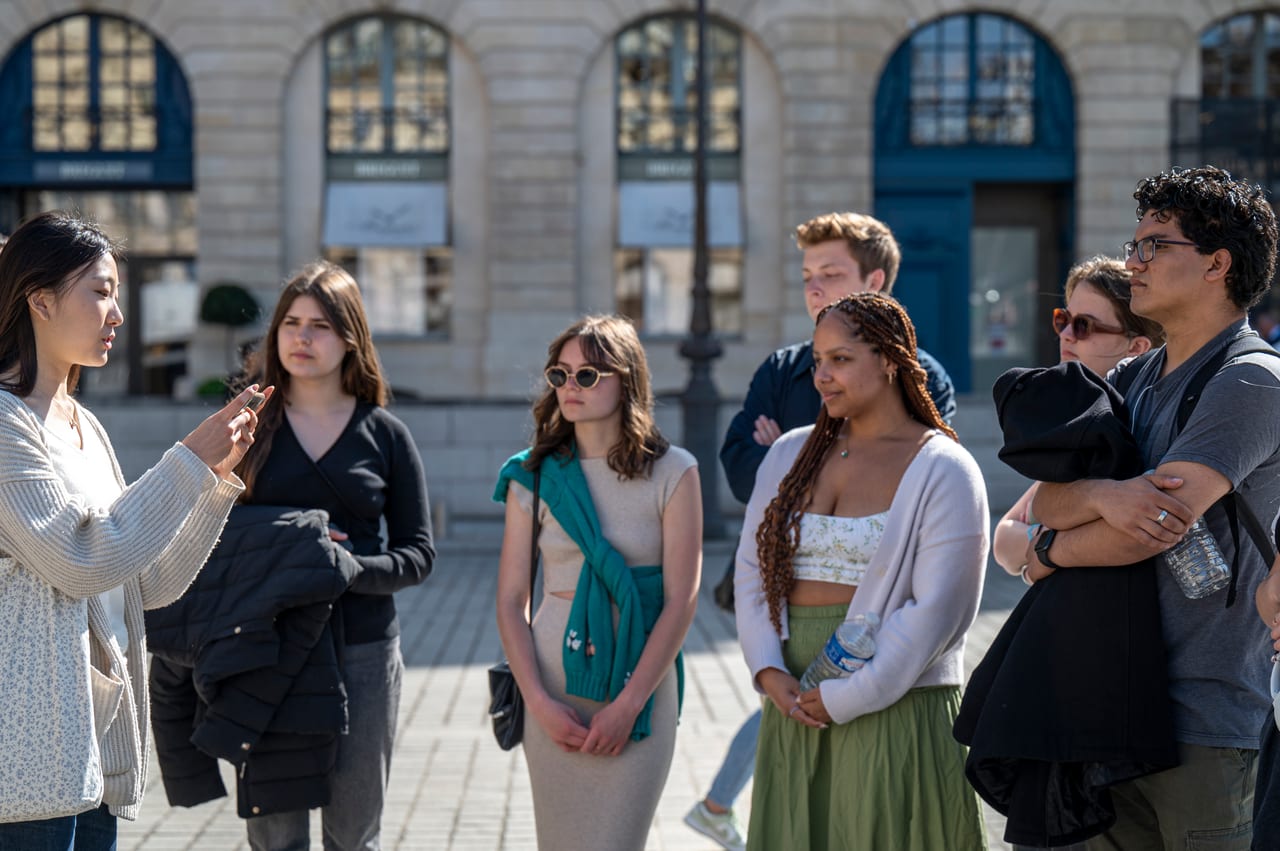 Étudiants internationaux des CCFS en sortie dans Paris, l'été